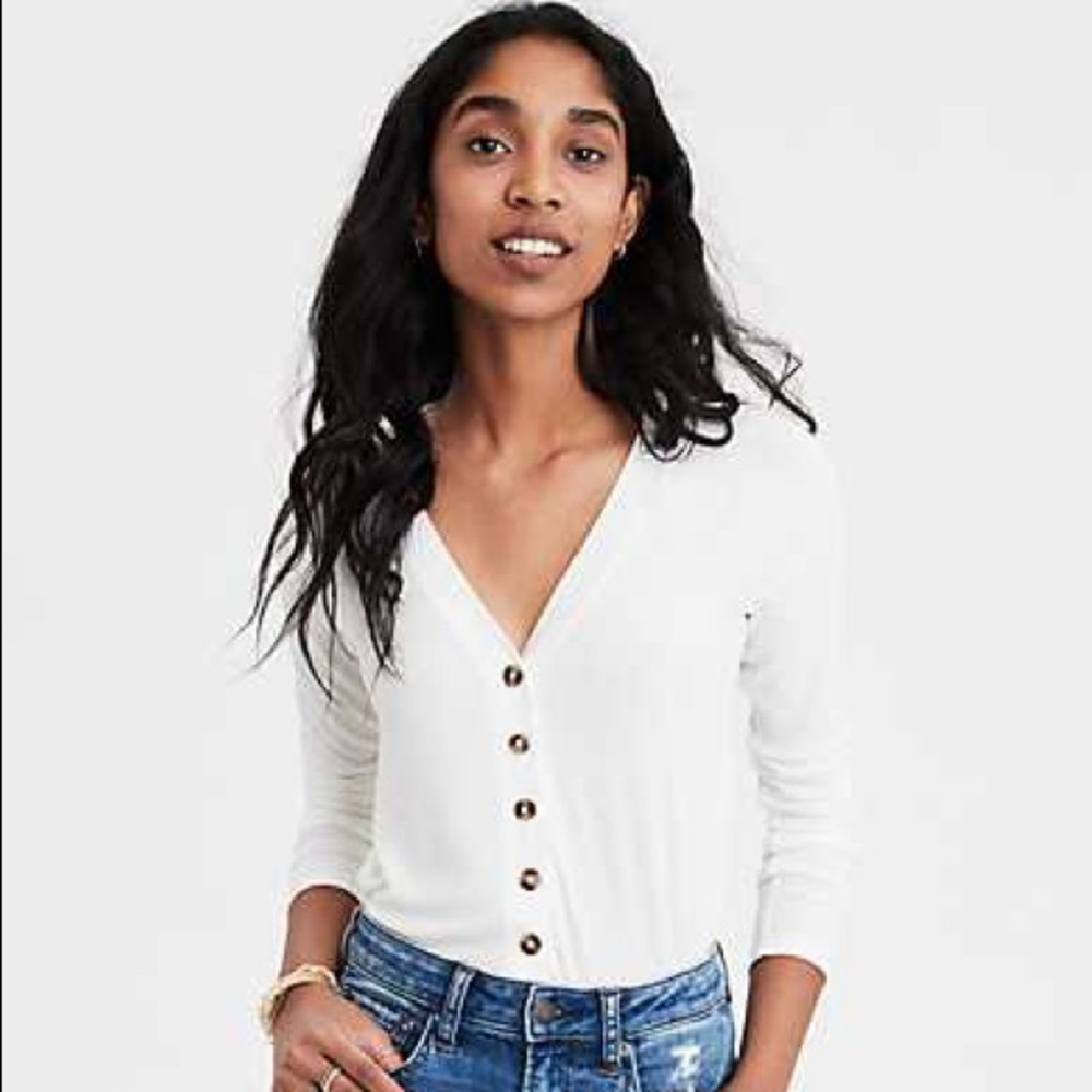 American Eagle White Slim Button Front
